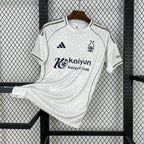 Maillot Nottingham Forest extérieur 2025-26